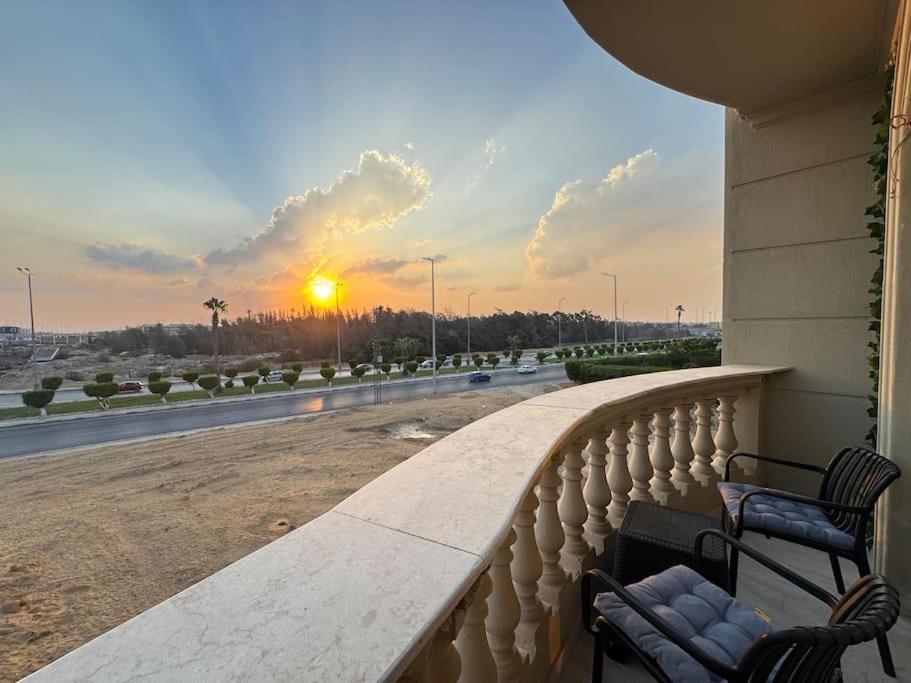 Luxury 3Br Apartment West Somid, Giza 6th of October City Kültér fotó